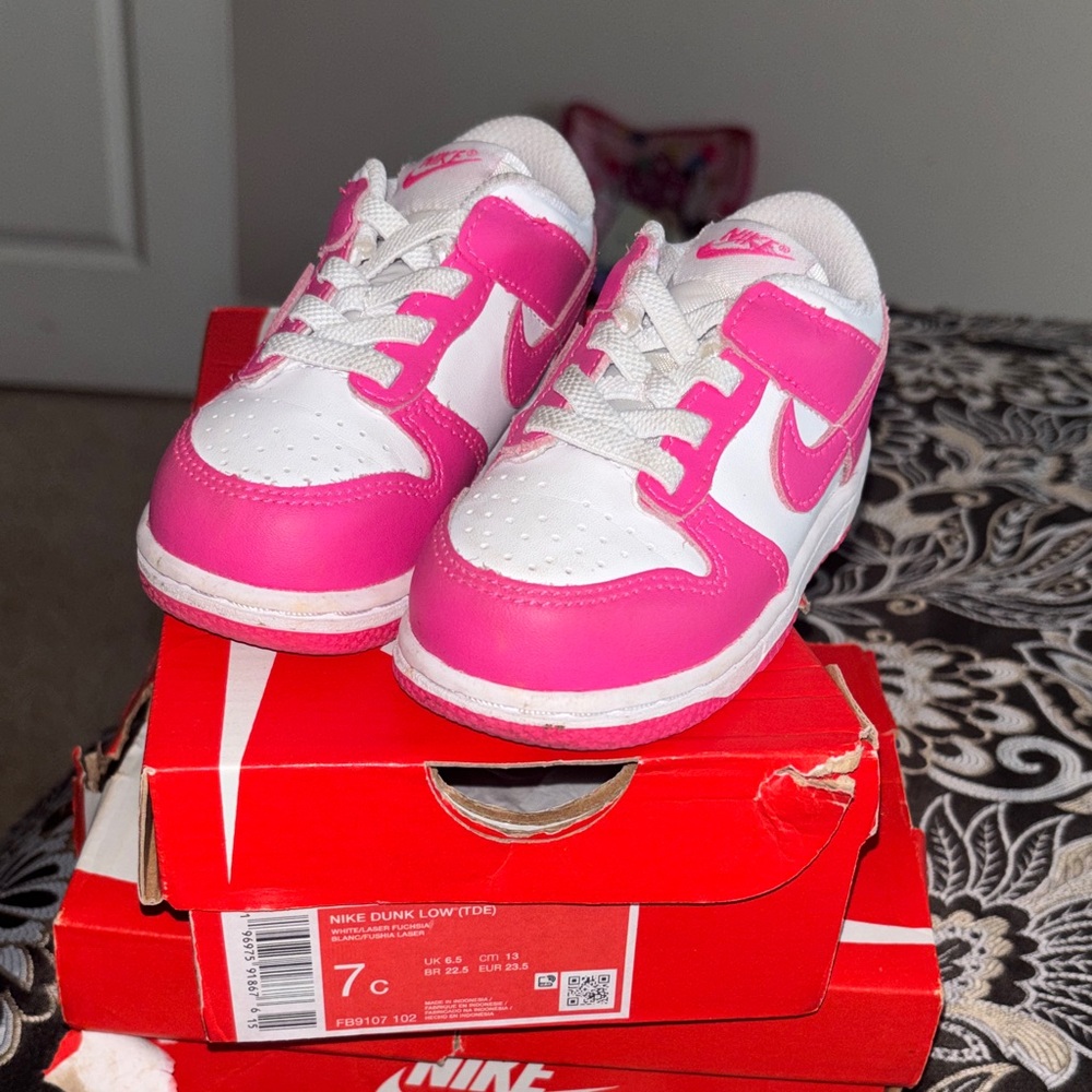 Nike Kids Sneakers Pink and White